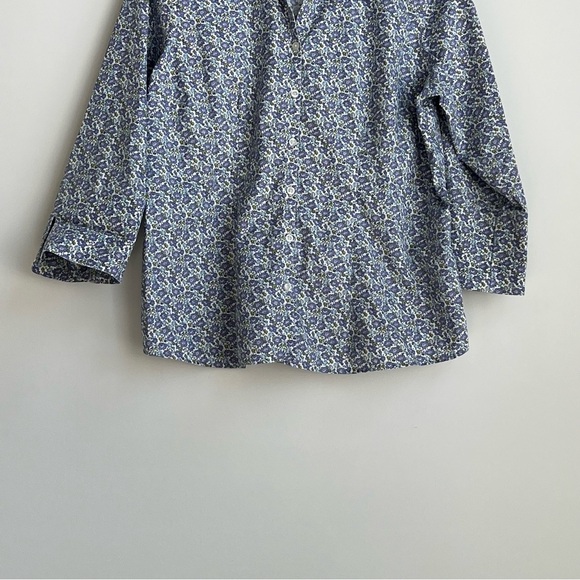 LANDS END SPLIT NECK NO IRON PINPOINT OXFORD BLOUSE  LILAC FLORAL Button Up 16 - Picture 3 of 9